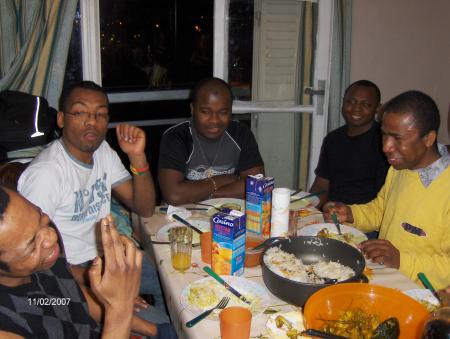 pons  /  yakini  /  bouboutté  /   paplos  /  bolo