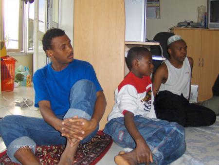 momedi  à  l'info  chehou